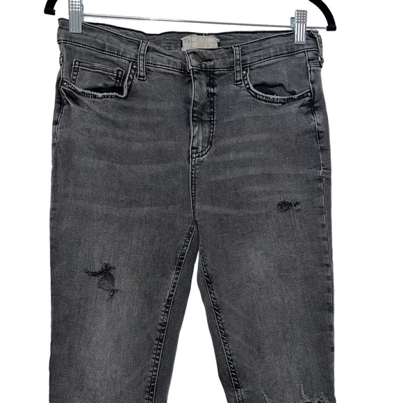 FREE PEOPLE Busted Knee Skinny Jeans Size 29 - Picture 4 of 11
